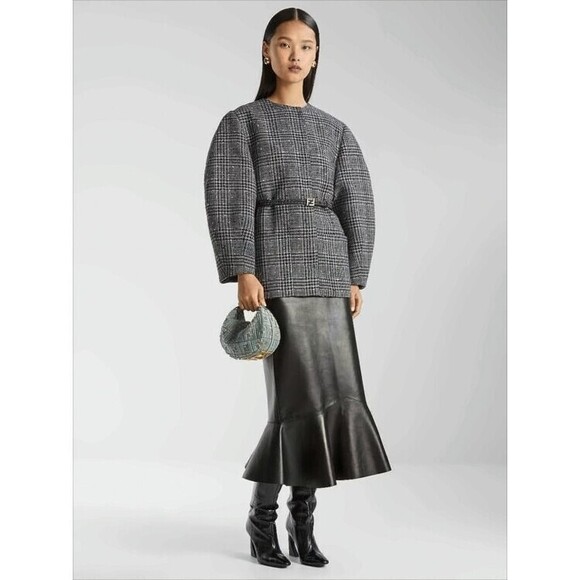 Fendi Crescent-Shaped Shoulder Bag In Plush Velvet - NWT - Picture 6 of 6